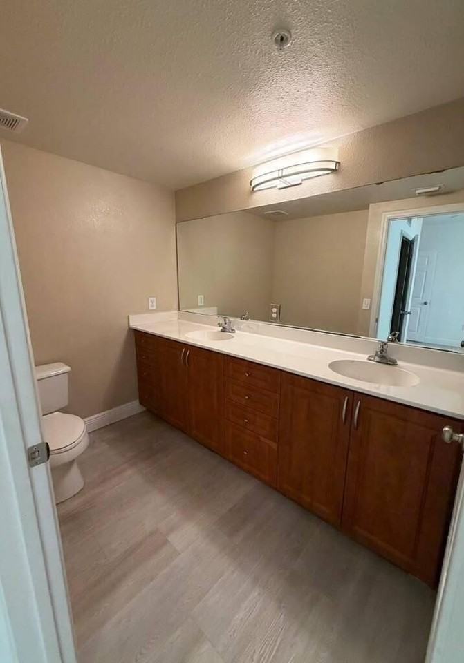 6386 Emerald Dunes Dr #308 - Photo 7 of 10