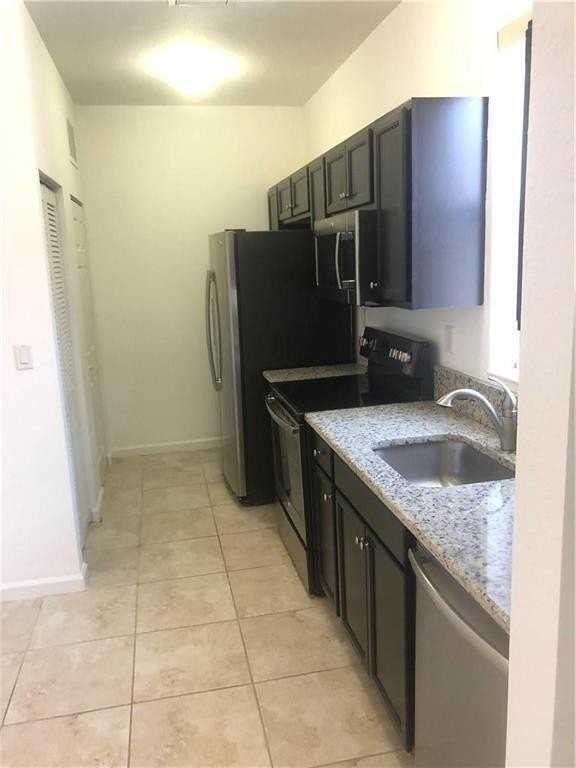 16954 Sw 90th St - Photo 4 of 22