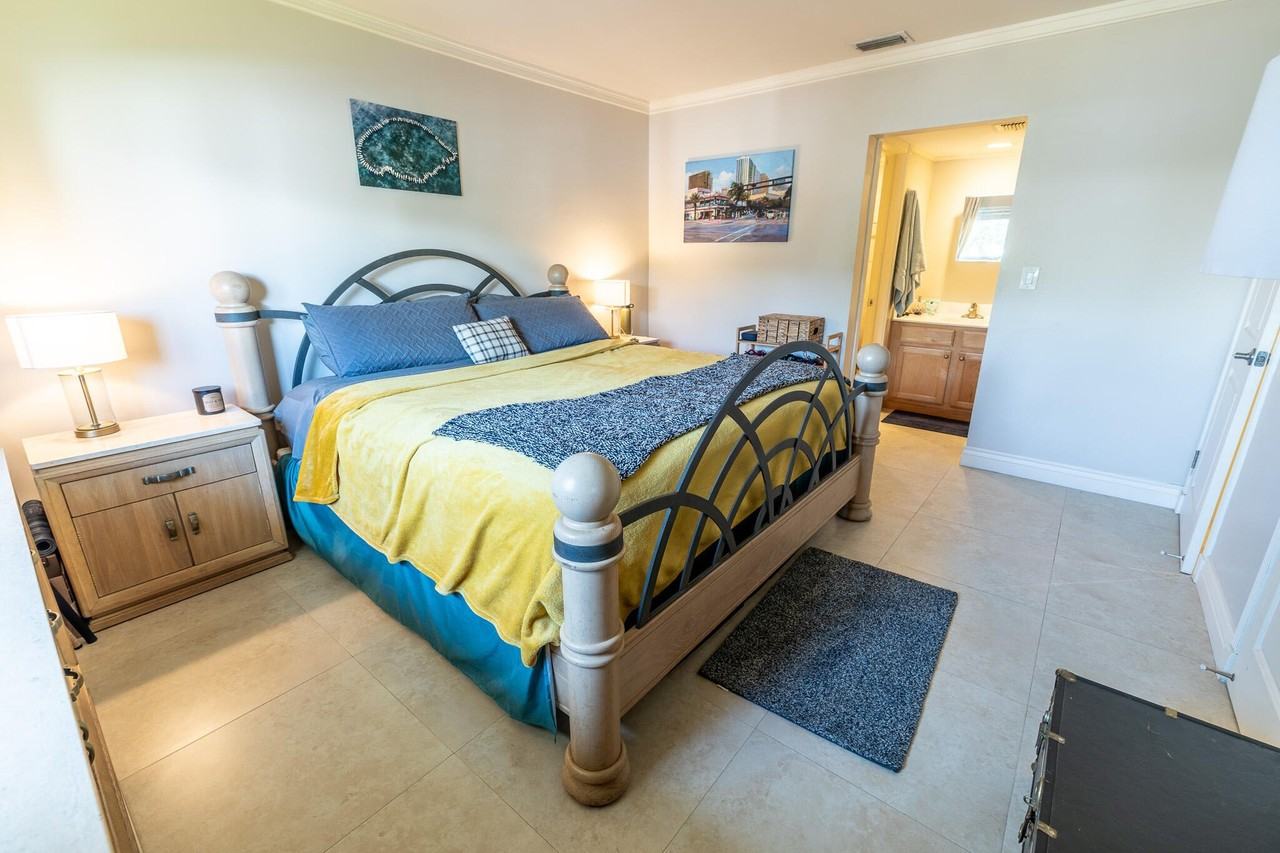 3215 Ne 15th St #203 - Photo 6 of 28