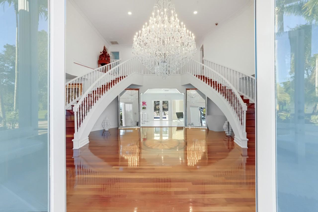 16343 Sims Rd - Photo 5 of 50