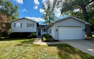 61407 Dean Dr - Photo 1 of 1