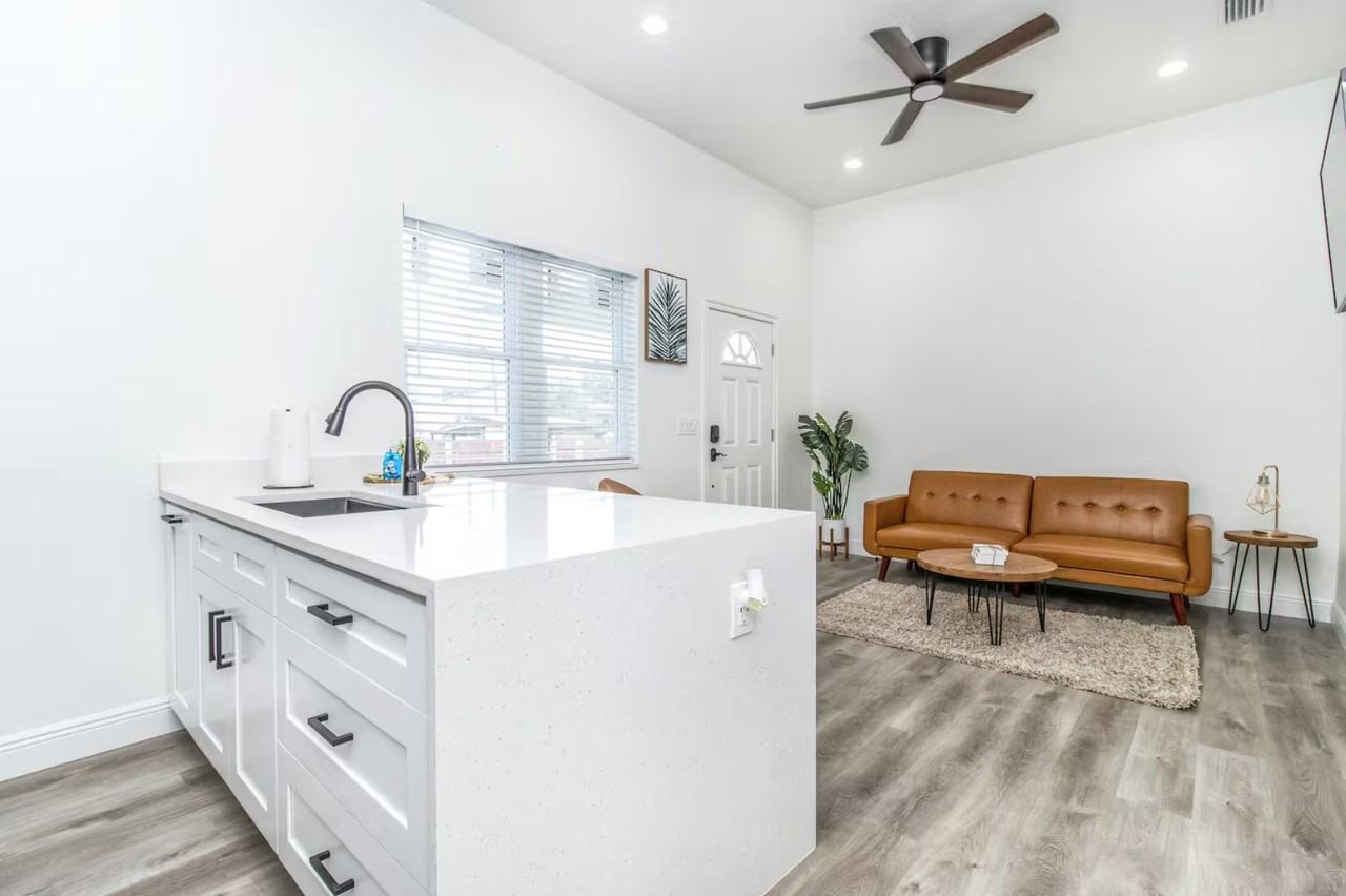1606 N Habana Ave #B - Photo 6 of 13