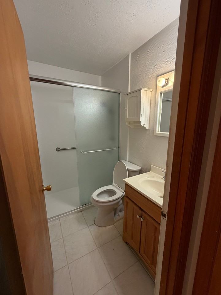 10310 Millwood Ave - Photo 7 of 10