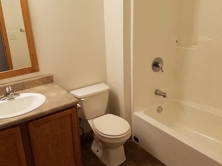 4609 State St #16 - Photo 6 of 9