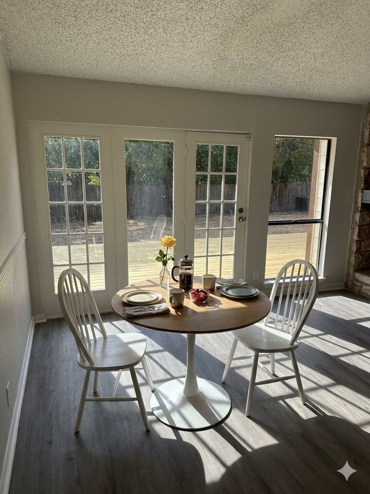 7534 Lincoln Village Dr - Photo 6 of 19