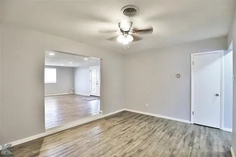 2317 Glendale Dr - Photo 6 of 19