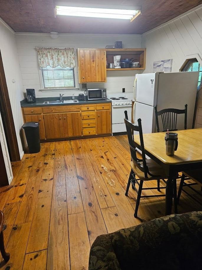 200 W Chewalla Creek Dr #LOT4 - Photo 2 of 4