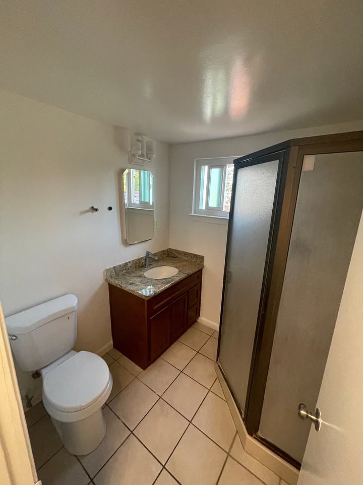 1816 Richmond St - Photo 5 of 10