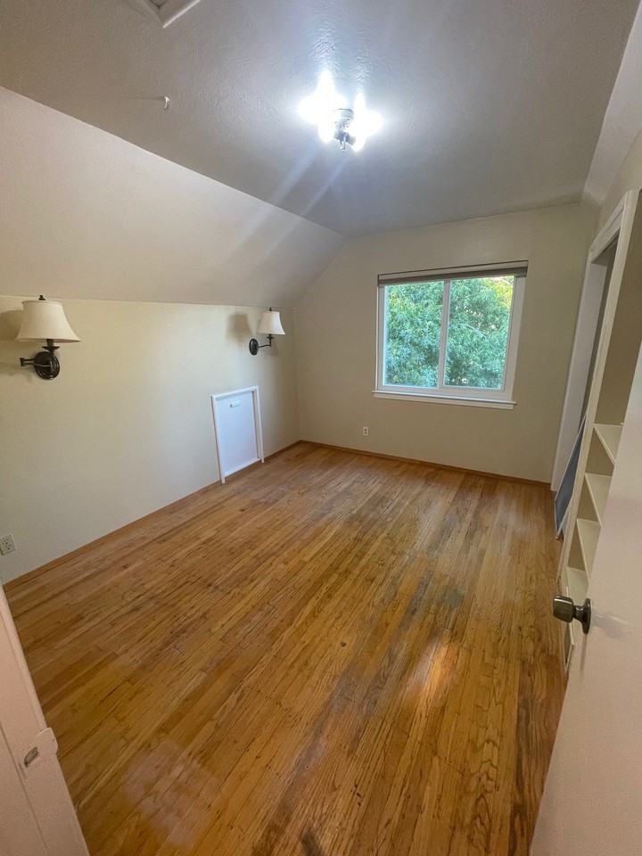 1816 Richmond St - Photo 6 of 10
