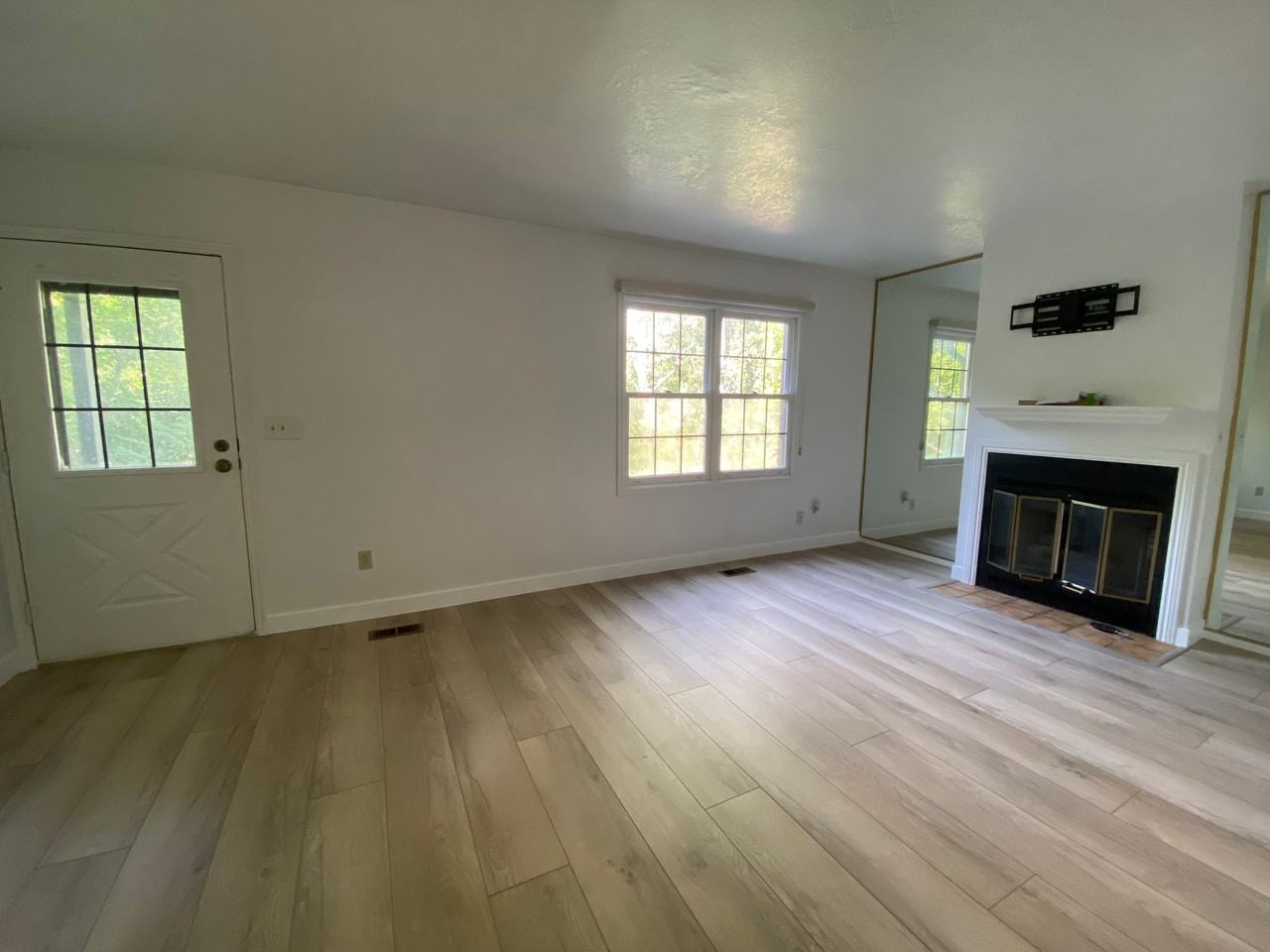 5650 Se #2A - Photo 2 of 31