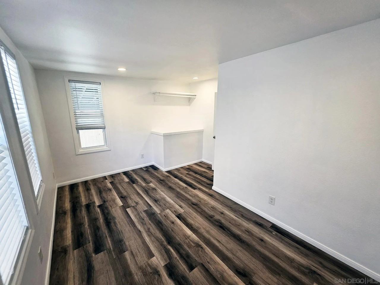 4263 48th St #B - Photo 6 of 20