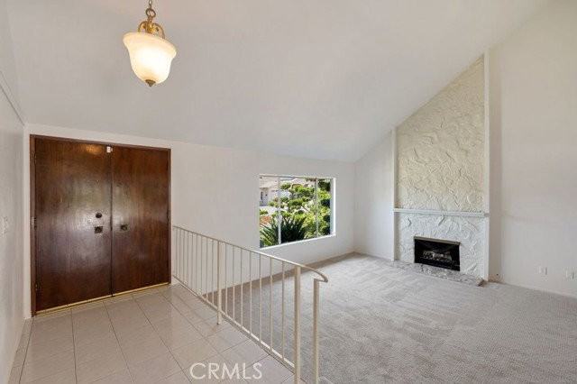 1151 Oakfair Ln - Photo 4 of 8