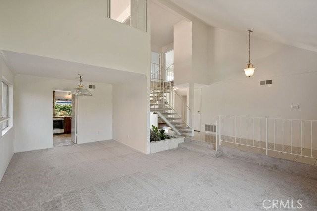 1151 Oakfair Ln - Photo 7 of 8