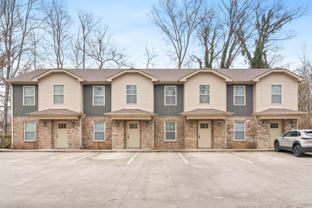 1560 E Knollwood Cir #B - Photo 1 of 1