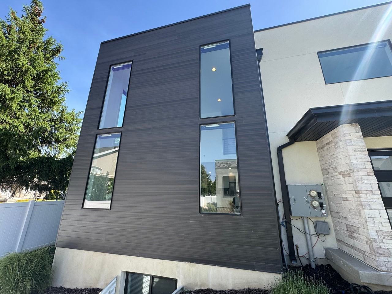 457 E Greenwood Ave #457 - Photo 3 of 8