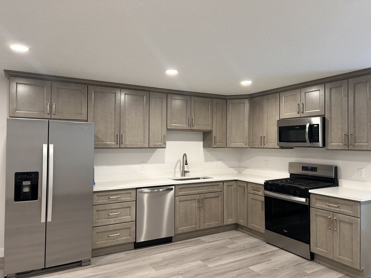 512 Wn - Photo 3 of 18