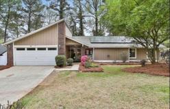 105 Pepperwood Dr - Photo 1 of 1