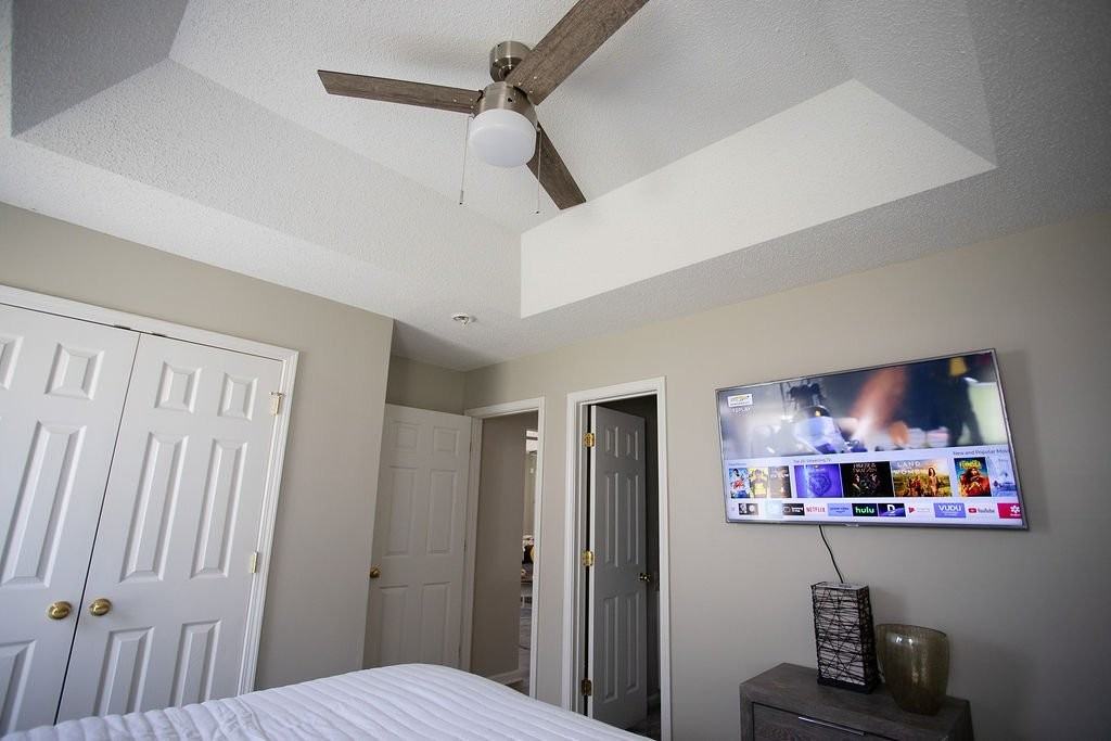 2419 Smugglers Ct - Photo 4 of 27
