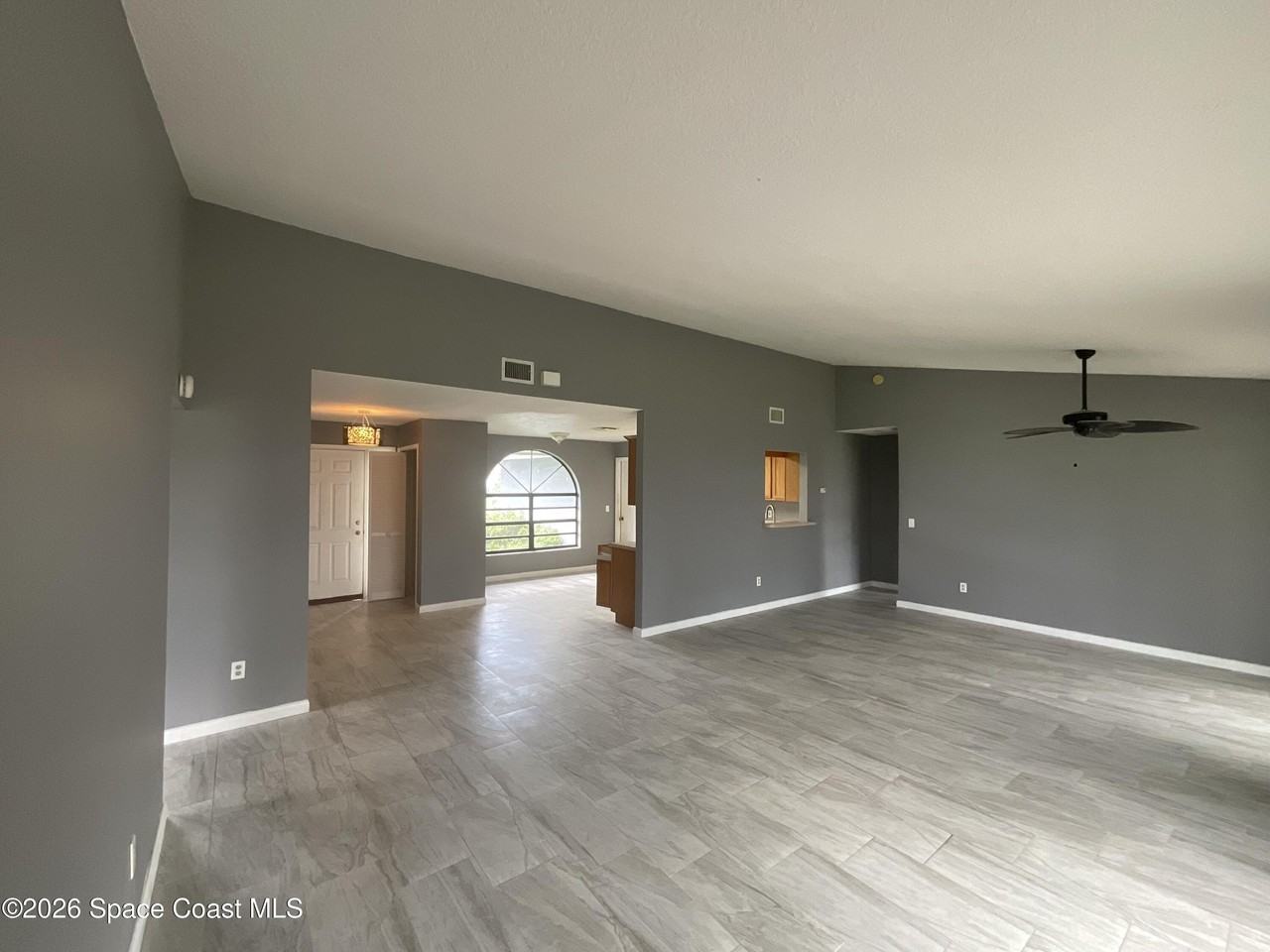 1712 Valcourt St Nw - Photo 5 of 50