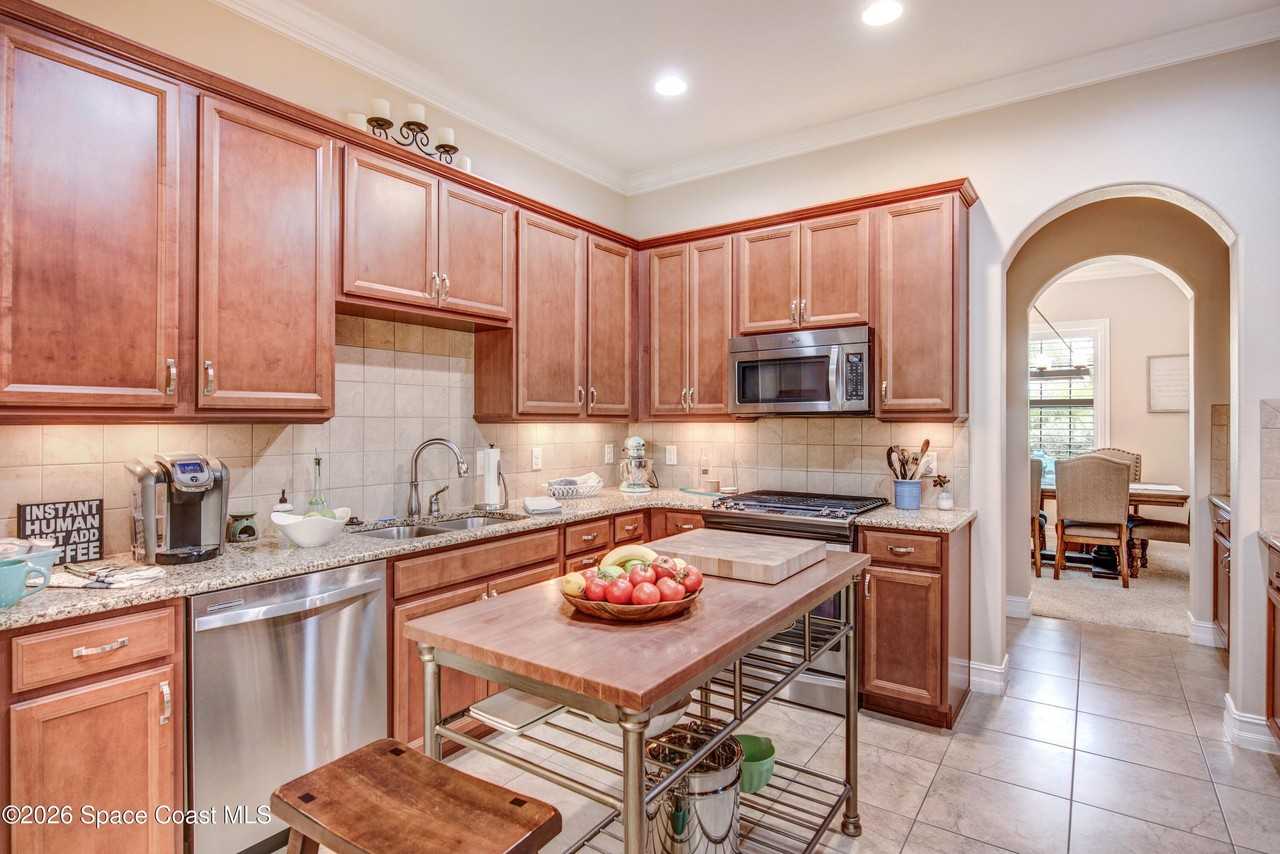 7137 Vilano Ln - Photo 7 of 50