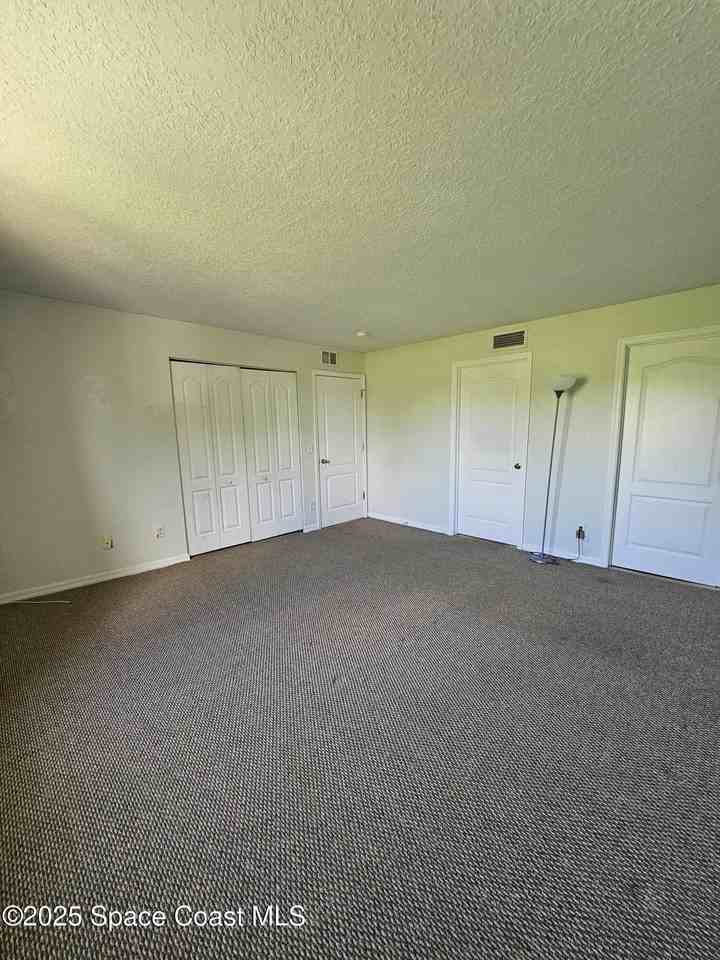 2101 Forest Knoll Dr Ne #01-202 - Photo 5 of 8