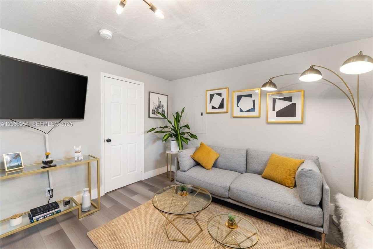 2275 Nw 33rd St #2 - Photo 6 of 16