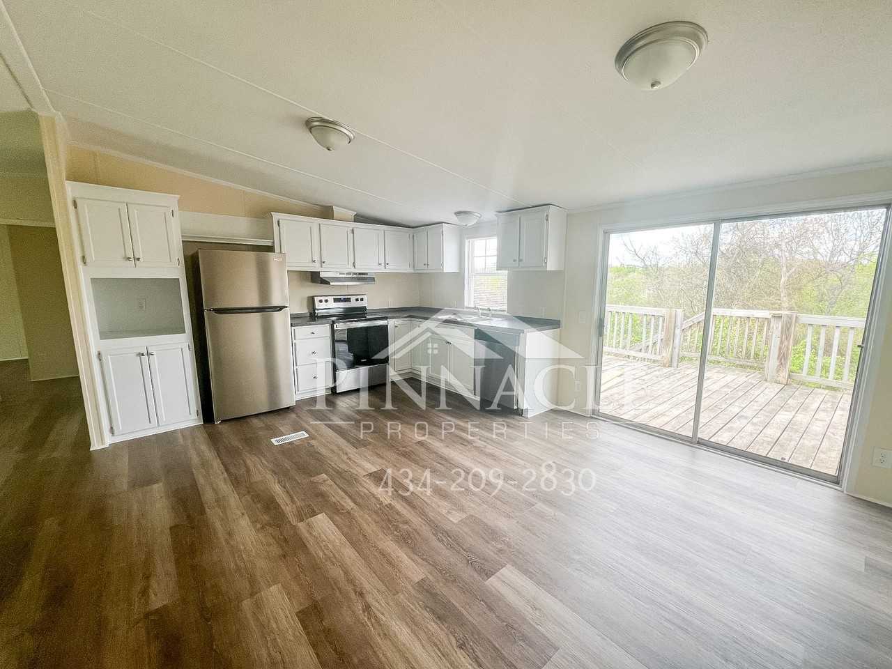 900 Rockbridge Ave - Photo 6 of 20