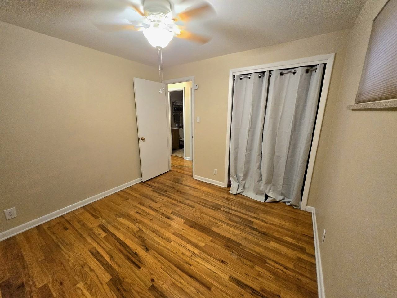 8250 Chase Way - Photo 3 of 9