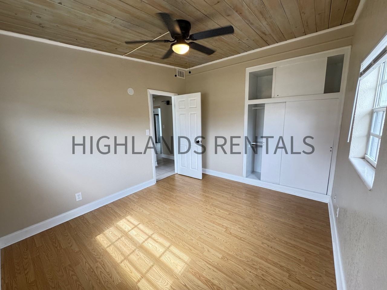 1613 Hitakee Ave - Photo 7 of 15