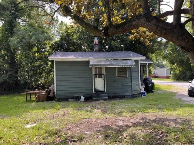 2000 Aycock Ave - Photo 3 of 7