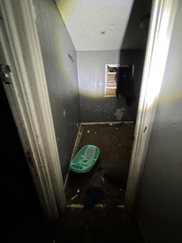 1320 Williams St - Photo 4 of 12