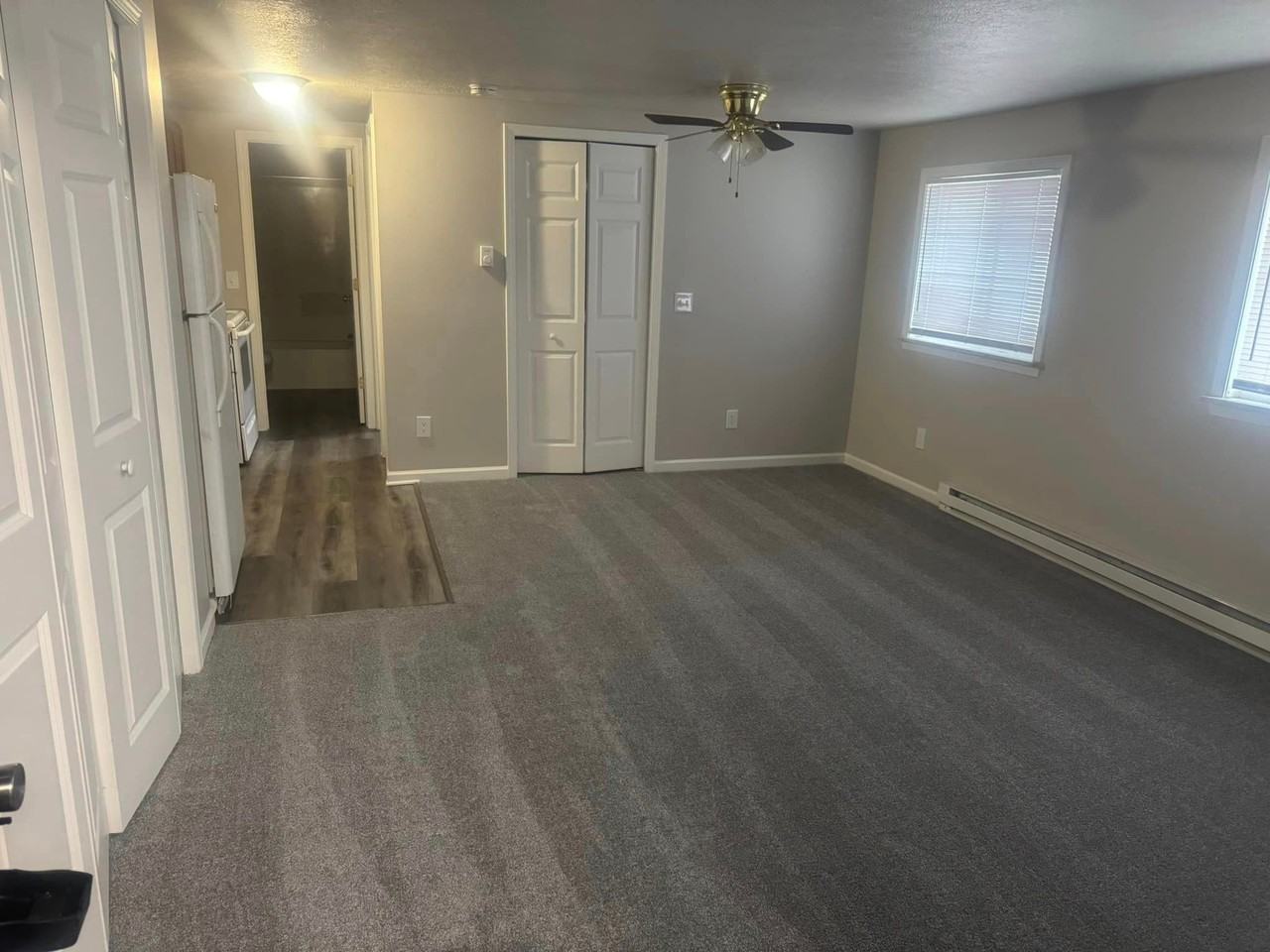 1527 41st St Nw #1522-2 - Photo 5 of 11