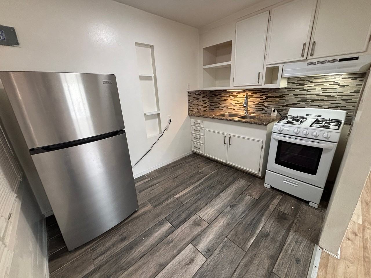 3241 Taraval St #1 - Photo 2 of 10