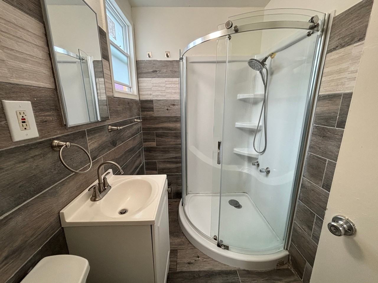 3241 Taraval St #1 - Photo 7 of 10