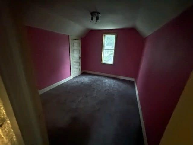 2061 N College St - Photo 7 of 20