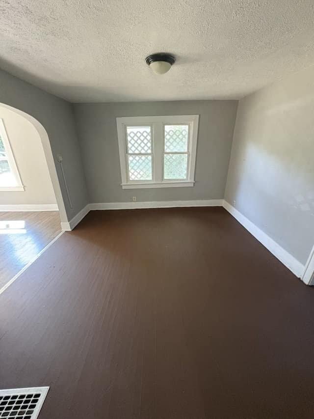 238 W Peoria Ave - Photo 3 of 20