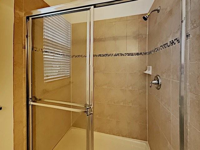 497 Nw 31st Ave - Photo 3 of 10