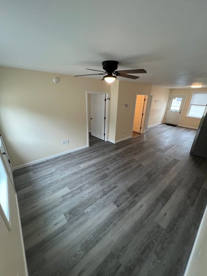 16 Boulder Dr #12 - Photo 6 of 20