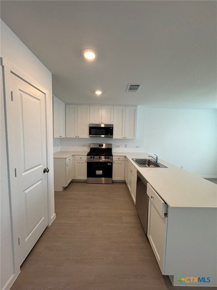 205 Trinity River Holw - Photo 4 of 21
