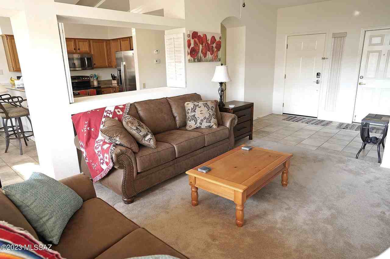 14269 N Trade Winds Way - Photo 7 of 24