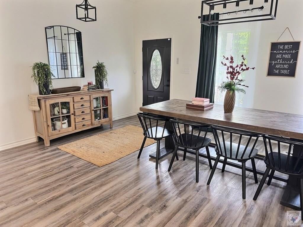 703 Willow Oak Dr - Photo 4 of 32