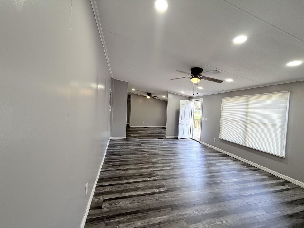 5050 Box Wood Ct - Photo 3 of 13