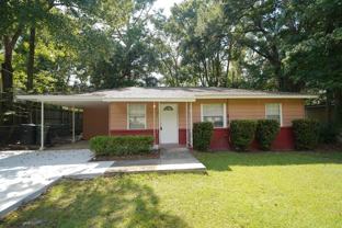 2808 Southwood Dr - Photo 1 of 1