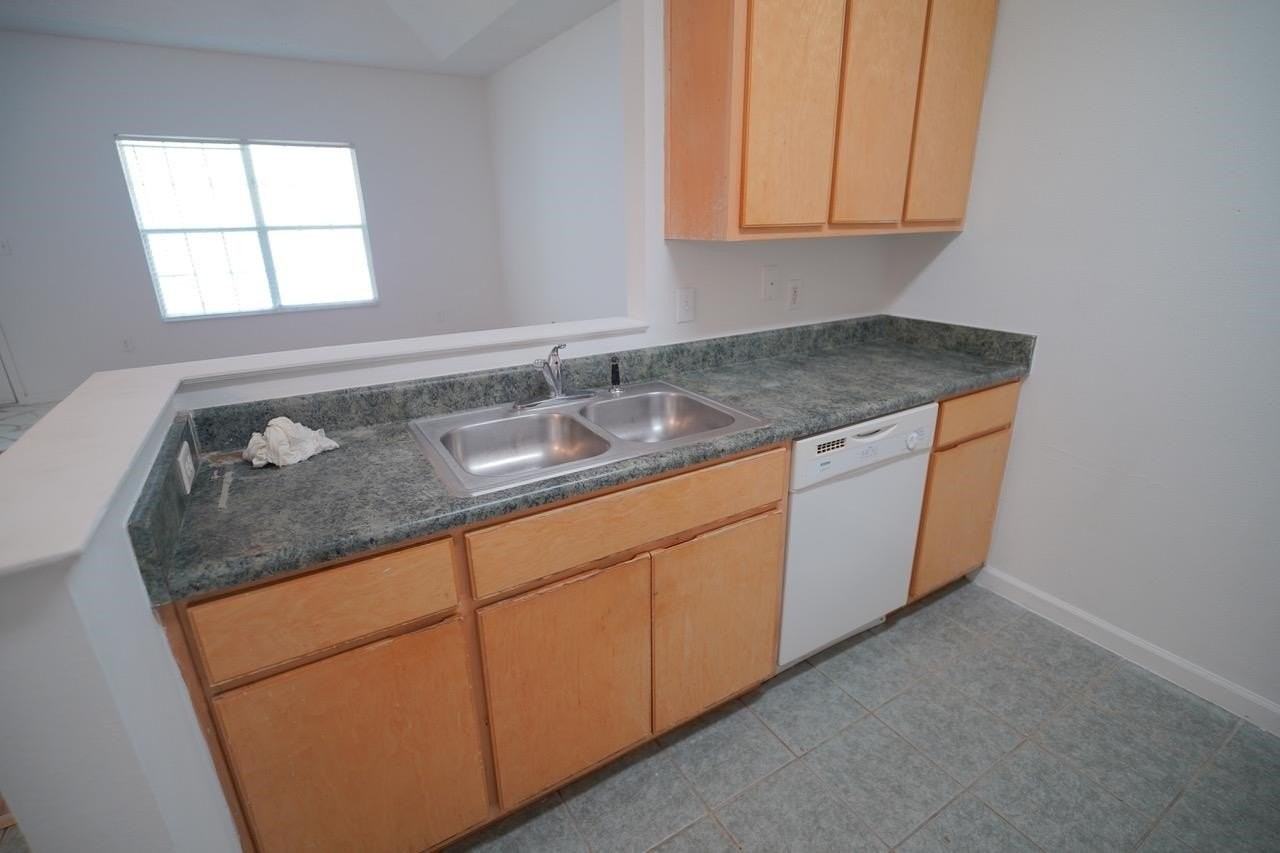 1680 Corey Wood Cir - Photo 6 of 22