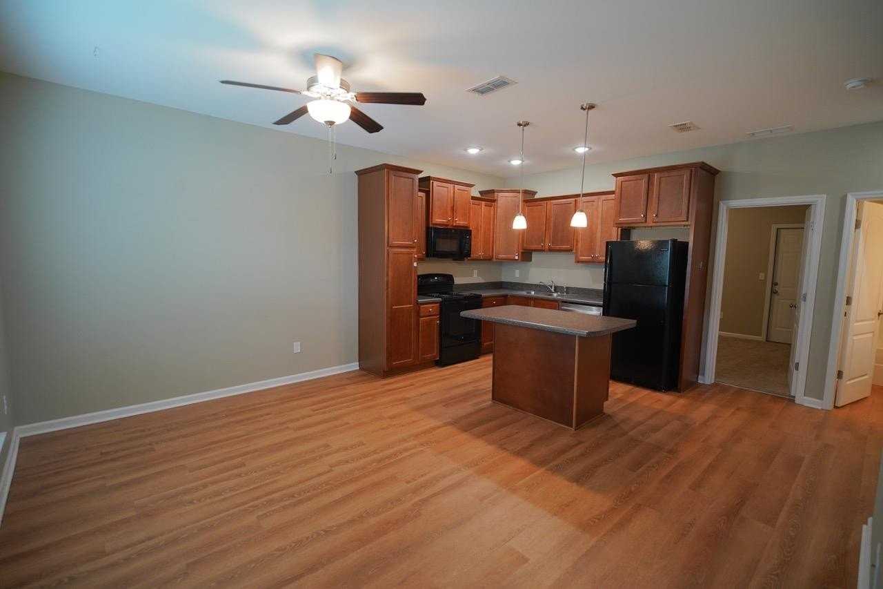 1939 Ann Arbor Ave - Photo 2 of 26