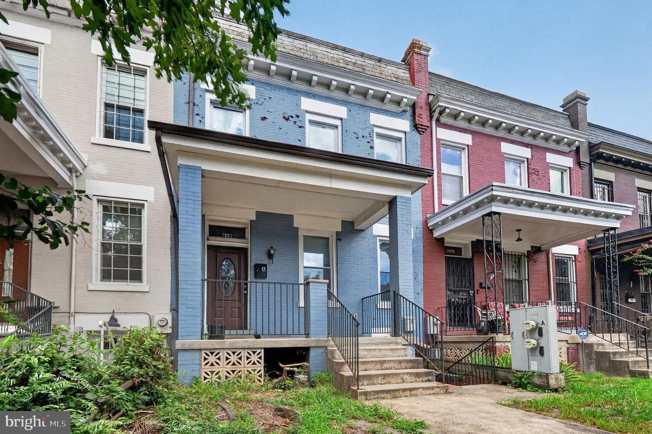 635 Kenyon St Nw - Photo 4 of 33