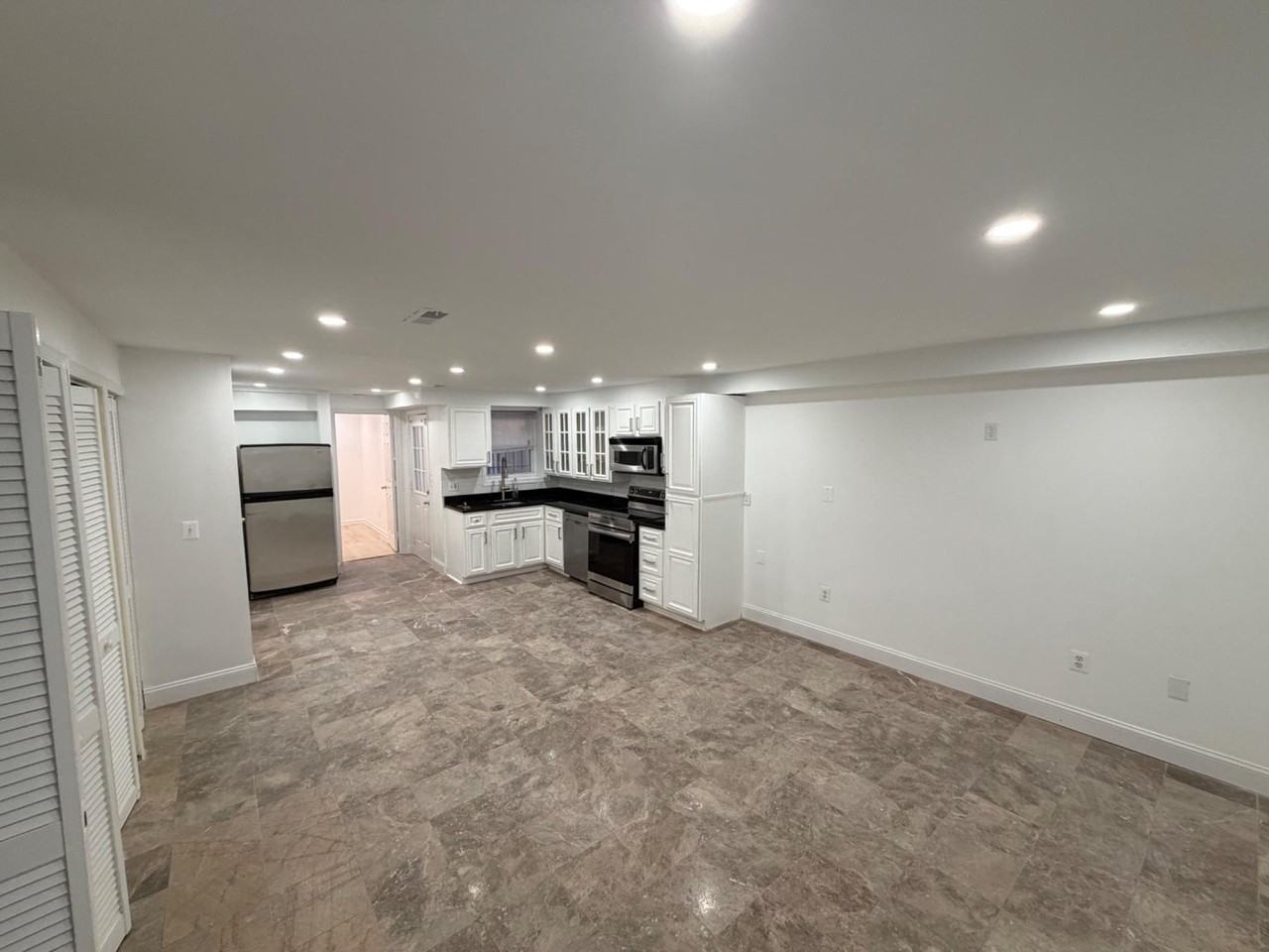 1605 New Jersey Ave Nw - Photo 3 of 12