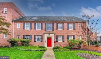 2012 Fort Davis St Se #201 - Photo 1 of 1