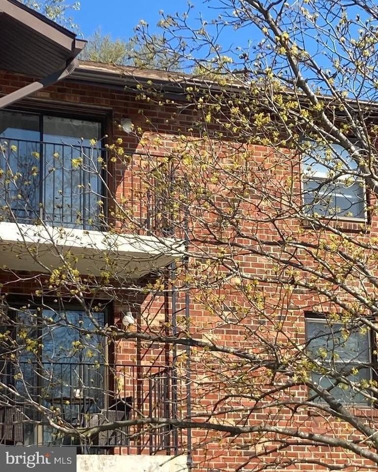 10 Chase Hall - Photo 2 of 6