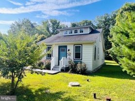 733 Walnut Ave - Photo 1 of 1
